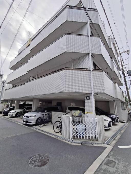 C2 Guest House ユニオン新大阪 リーズナブルで長期滞在に最適 Bagian luar foto